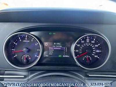 2023 Kia Carnival LX