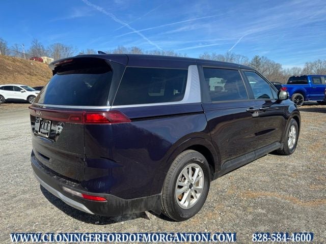 2023 Kia Carnival LX