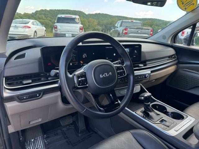 2025 Kia Carnival LXS