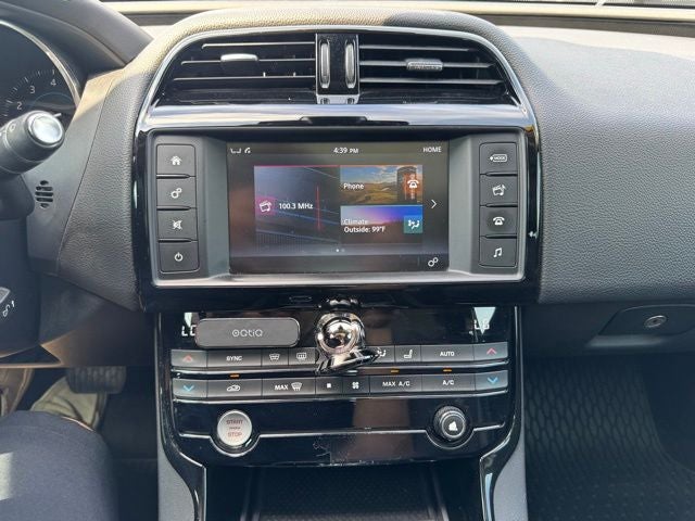 2017 Jaguar XE 25t