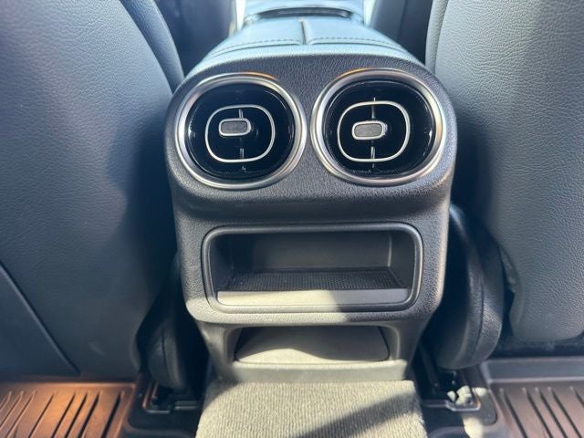 2024 Mercedes-Benz GLC GLC 300