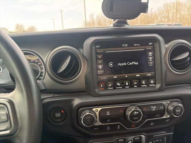 2022 Jeep Gladiator Willys