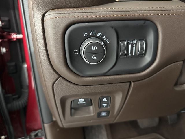 2025 RAM 1500 Limited