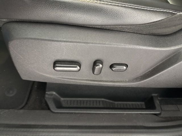 2017 Ford C-Max Hybrid Titanium