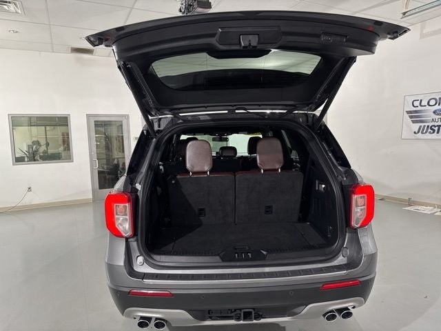 2022 Ford Explorer Platinum