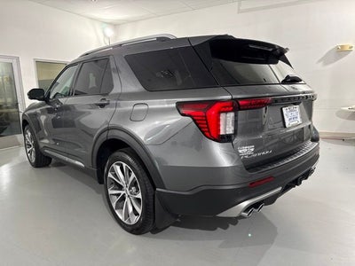 2025 Ford Explorer Platinum