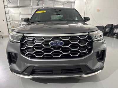 2025 Ford Explorer Platinum