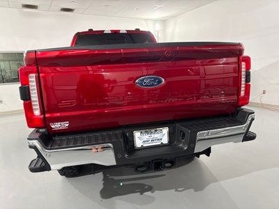 2025 Ford F-350SD Lariat