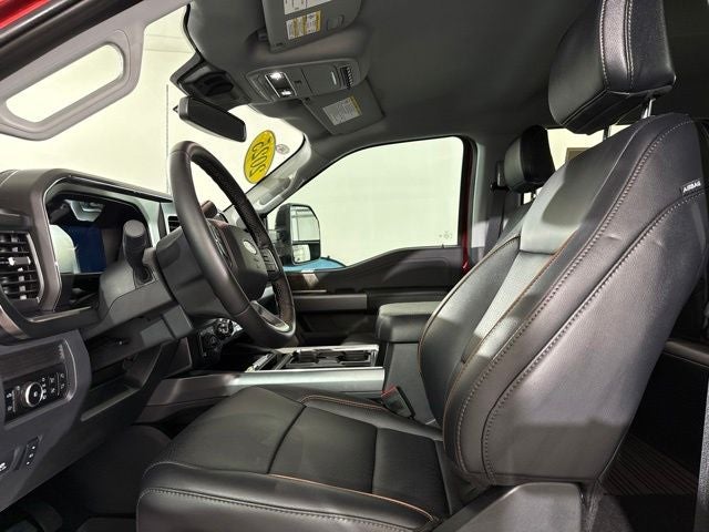 2025 Ford F-350SD Lariat