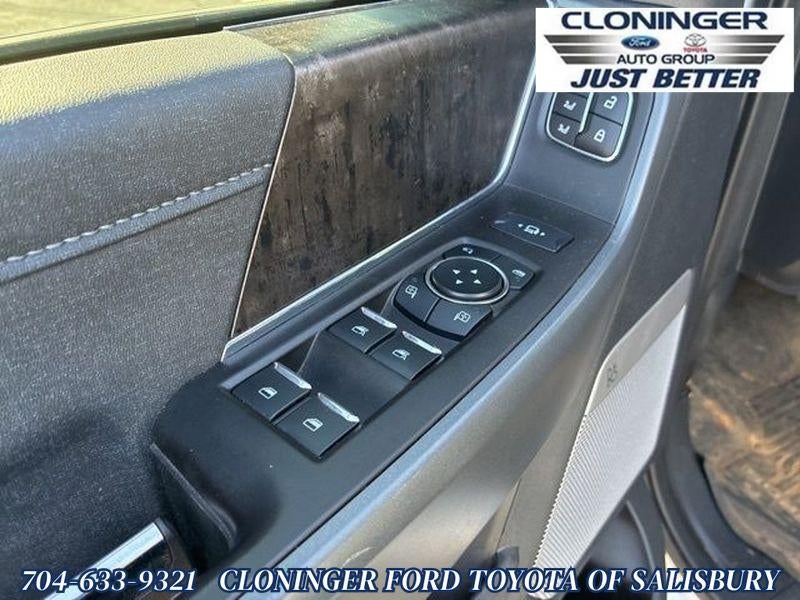 2023 Ford F-350SD Lariat