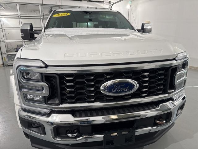 2024 Ford F-450SD Lariat DRW