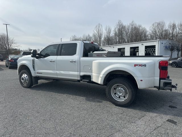 2024 Ford F-450SD Lariat DRW