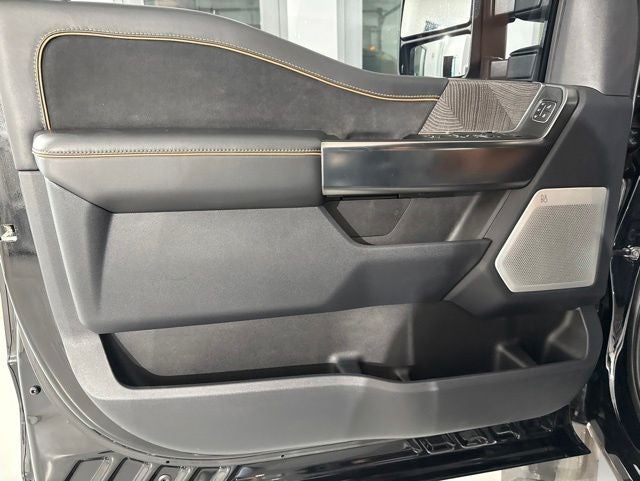 2024 Ford F-450SD Platinum