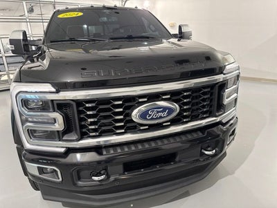 2024 Ford F-450SD Platinum