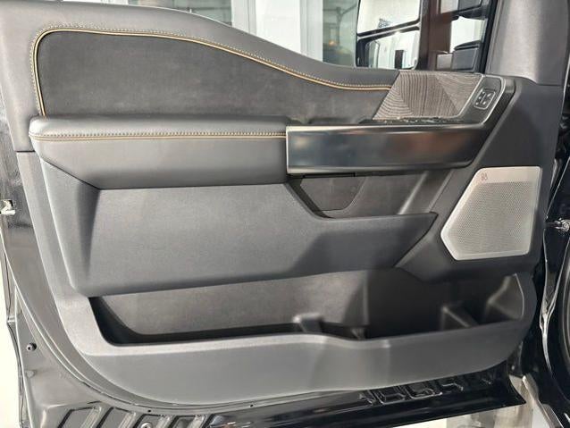 2024 Ford F-450SD Platinum