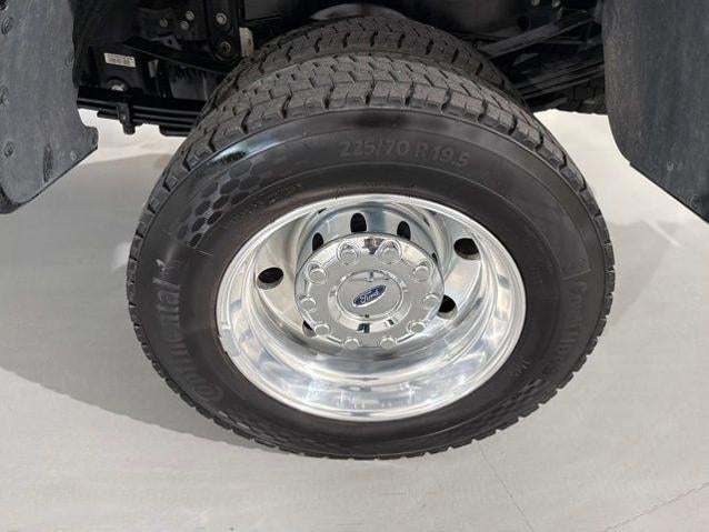 2024 Ford F-450SD Platinum