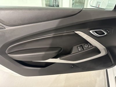 2019 Chevrolet Camaro 2LT 2LT