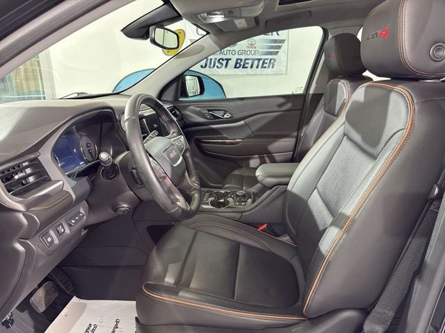 2023 GMC Acadia AT4