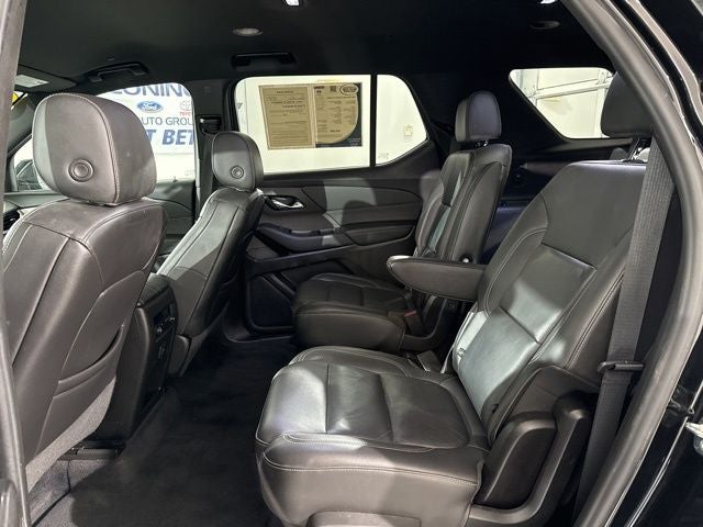2022 Chevrolet Traverse LT Leather