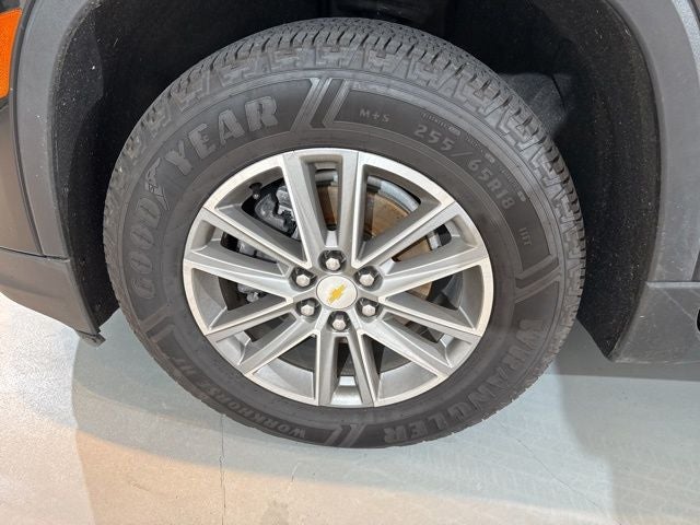 2022 Chevrolet Traverse LT Leather