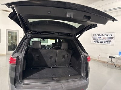 2022 Chevrolet Traverse LT Leather