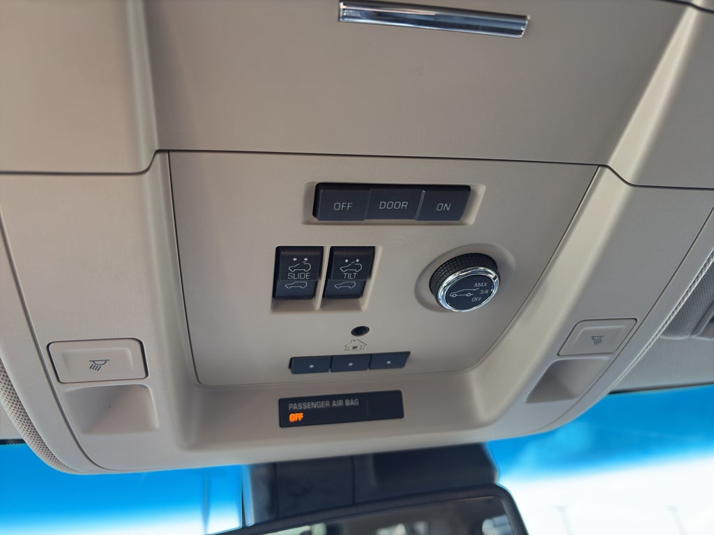 2018 Chevrolet Suburban Premier