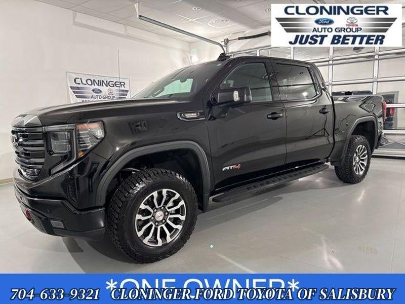 2023 GMC Sierra AT4