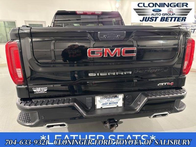 2023 GMC Sierra AT4