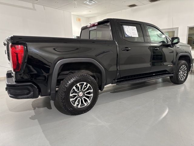 2023 GMC Sierra AT4