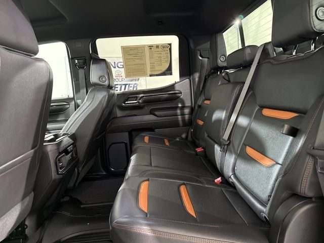 2023 GMC Sierra AT4
