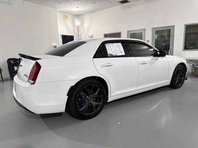 2022 Chrysler 300 S