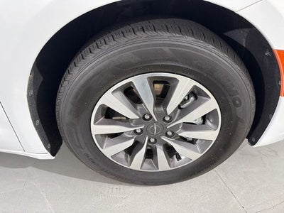 2023 Chrysler Pacifica Hybrid Limited