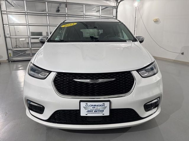 2023 Chrysler Pacifica Hybrid Limited