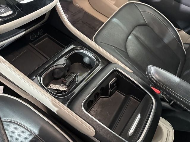 2023 Chrysler Pacifica Hybrid Limited