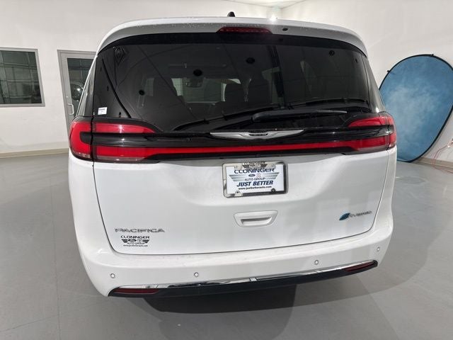 2023 Chrysler Pacifica Hybrid Limited