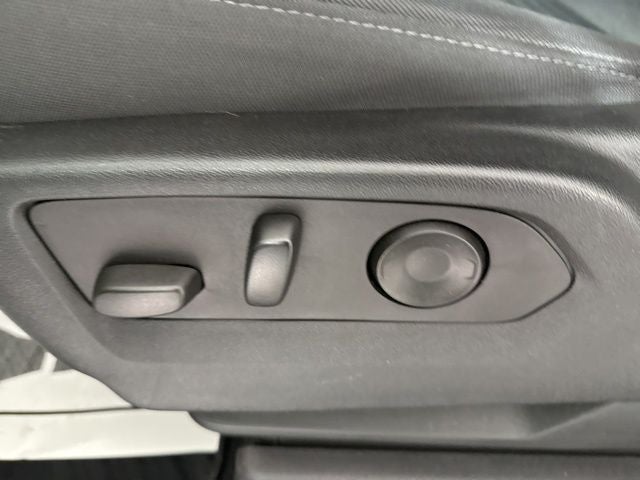 2024 Chevrolet Silverado Custom