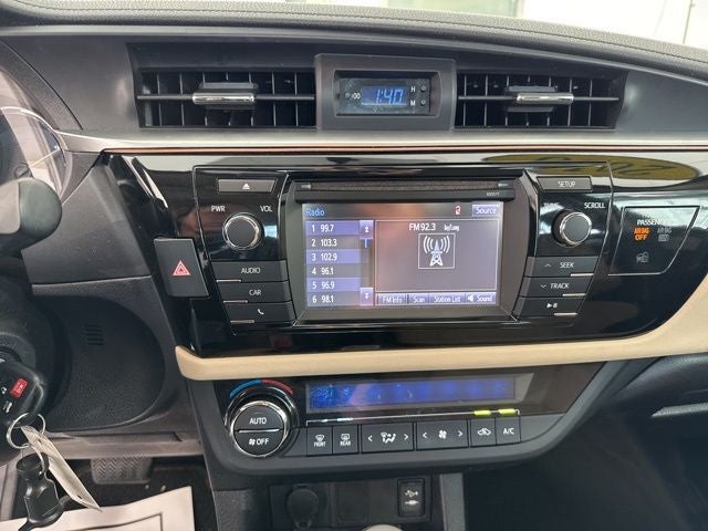 2016 Toyota Corolla LE