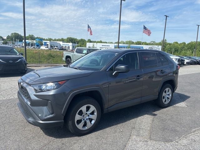 2022 Toyota RAV4 LE
