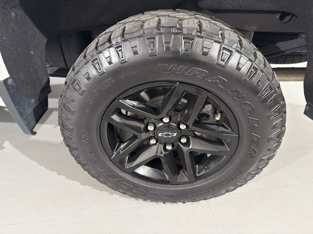 2021 Chevrolet Silverado Custom Trail Boss