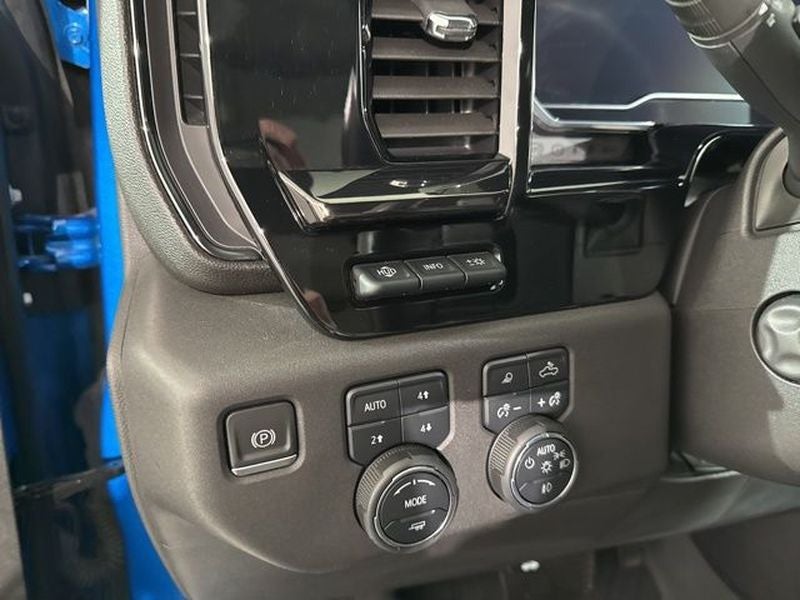 2023 Chevrolet Silverado ZR2