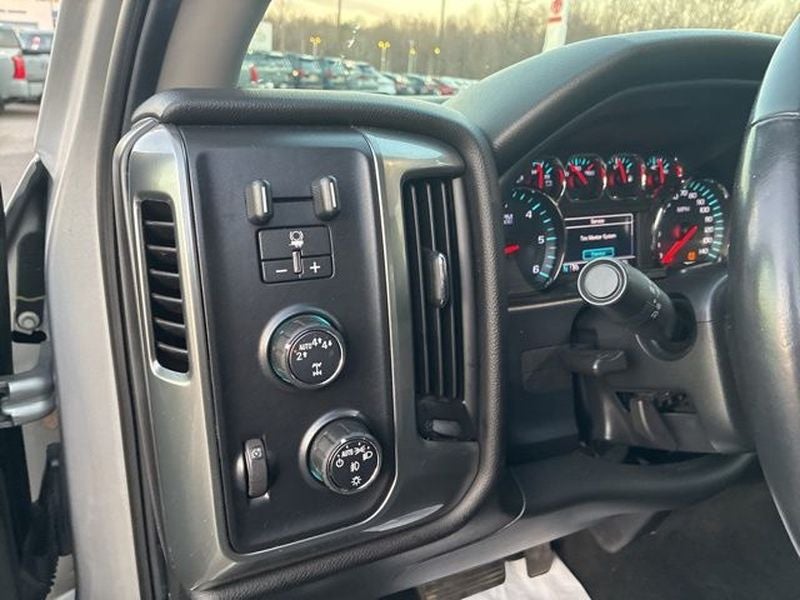 2018 Chevrolet Silverado 1500 LT LT1