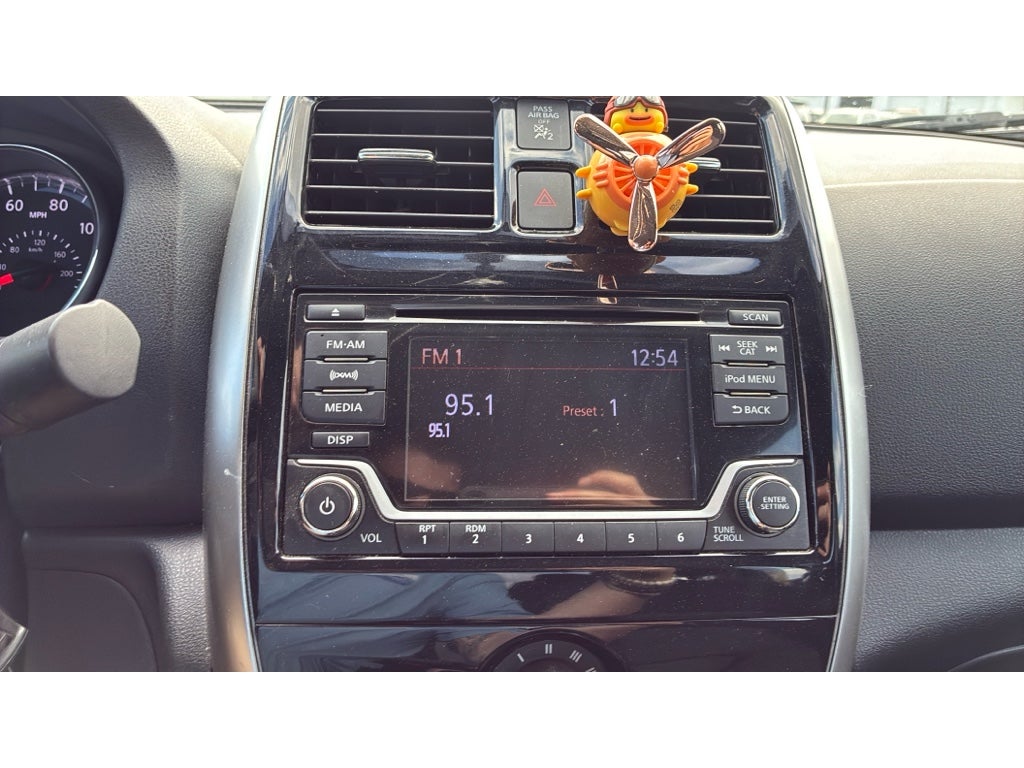 2017 Nissan Versa SV