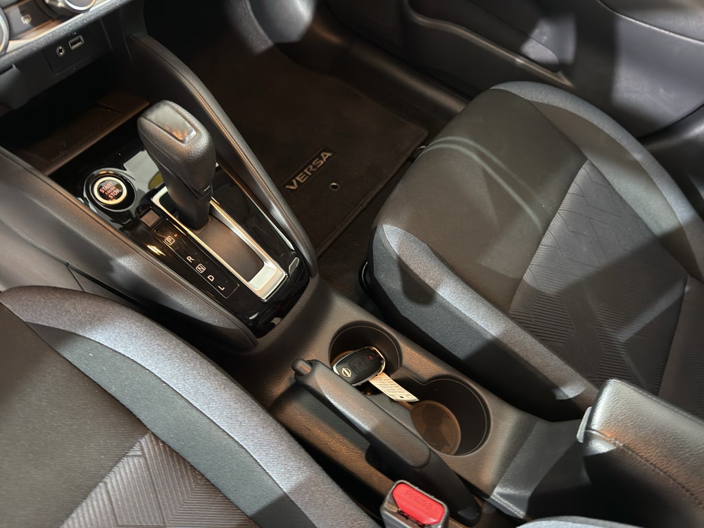 2024 Nissan Versa SV
