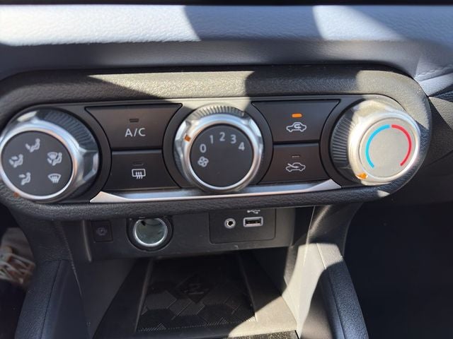 2024 Nissan Versa SV