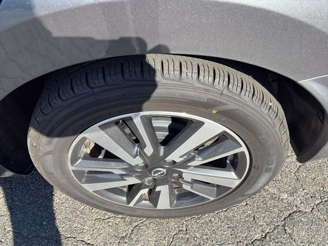 2024 Nissan Versa SV