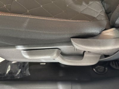 2018 Nissan Kicks SR