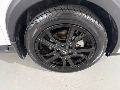 2022 Nissan Kicks SR