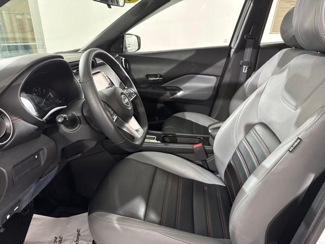2022 Nissan Kicks SR