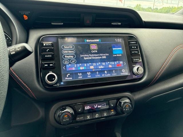 2022 Nissan Kicks SR