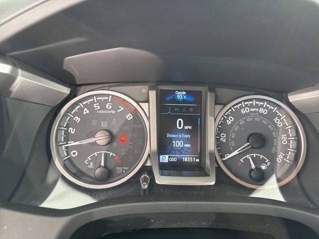 2022 Toyota Tacoma SR5 V6